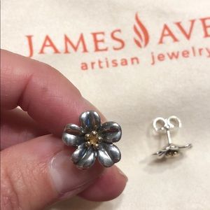 James Avery retired  “April Flower” earrings